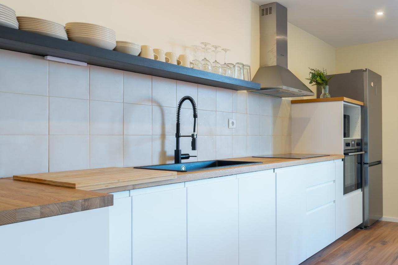 Host Wise - Fantastic Contemporary Flat W Balcony Apartment Porto Exterior photo